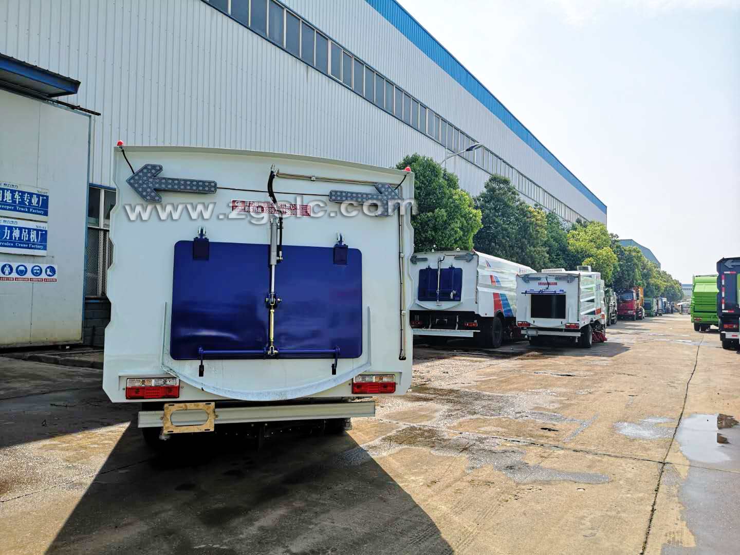 東風(fēng)大多利卡掃路車(國五)