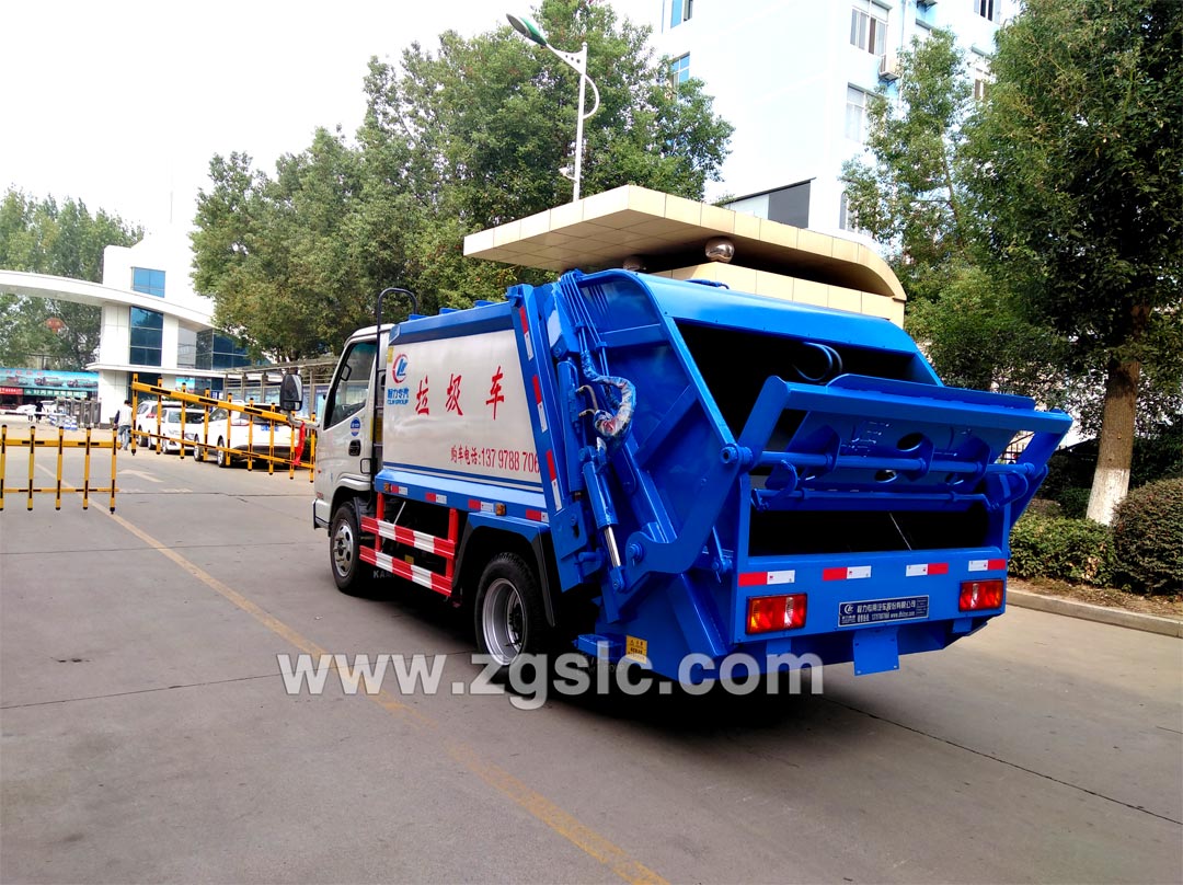 凱馬壓縮垃圾車(chē)_壓縮垃圾車(chē)參數(shù)配置