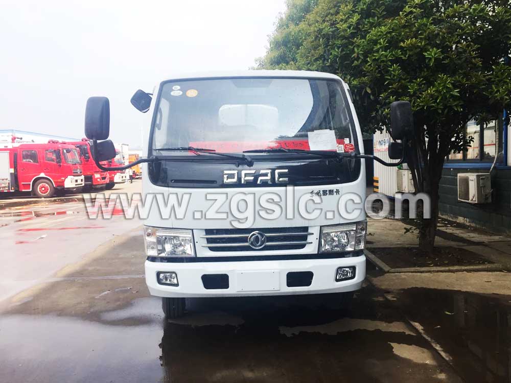湖北程力東風小多利卡吸糞車(國五)