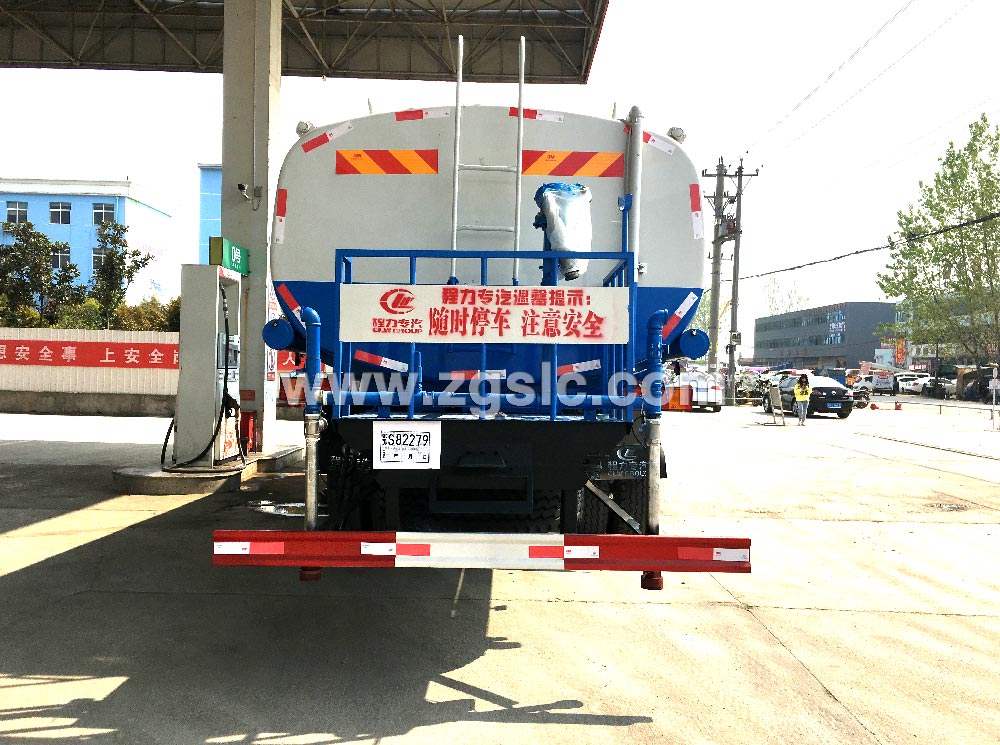 程力東風后雙橋22噸灑水車黃牌(國五)