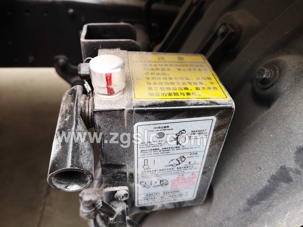 東風乘龍爆破器材運輸車(國五)