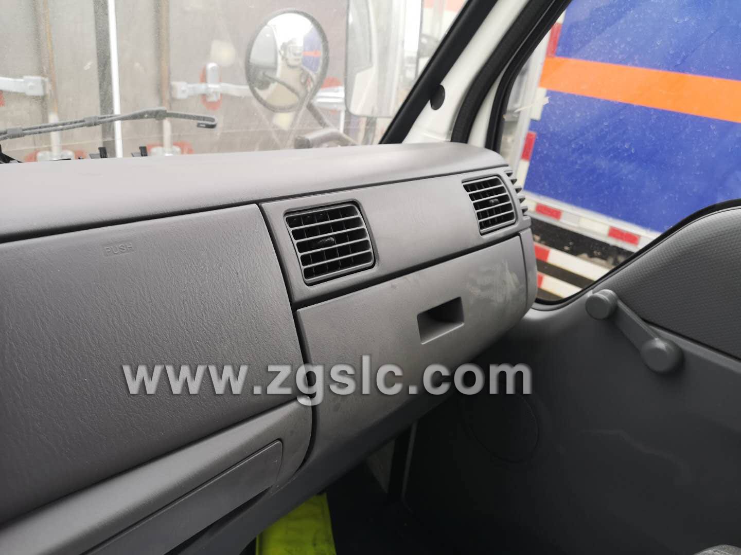 江鈴順達醫(yī)療廢物轉(zhuǎn)運車(國五)