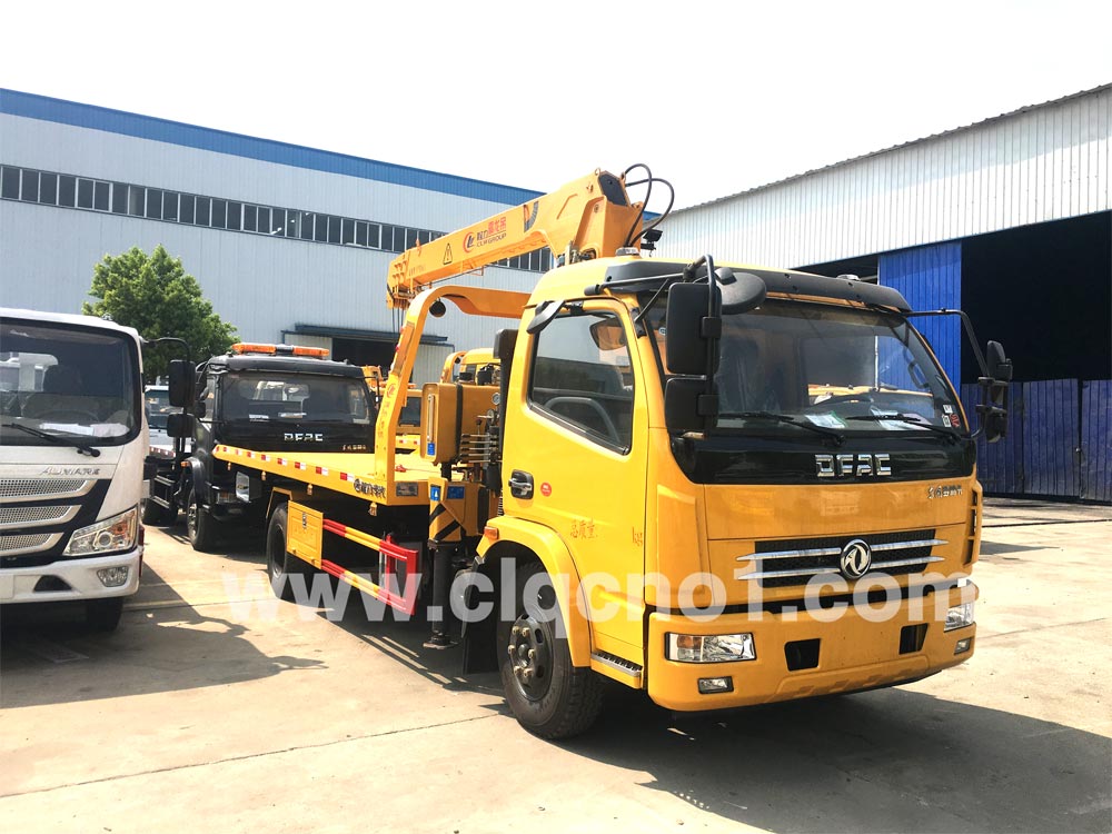 東風(fēng)多利卡D8一拖二帶吊清障車（國(guó)五）