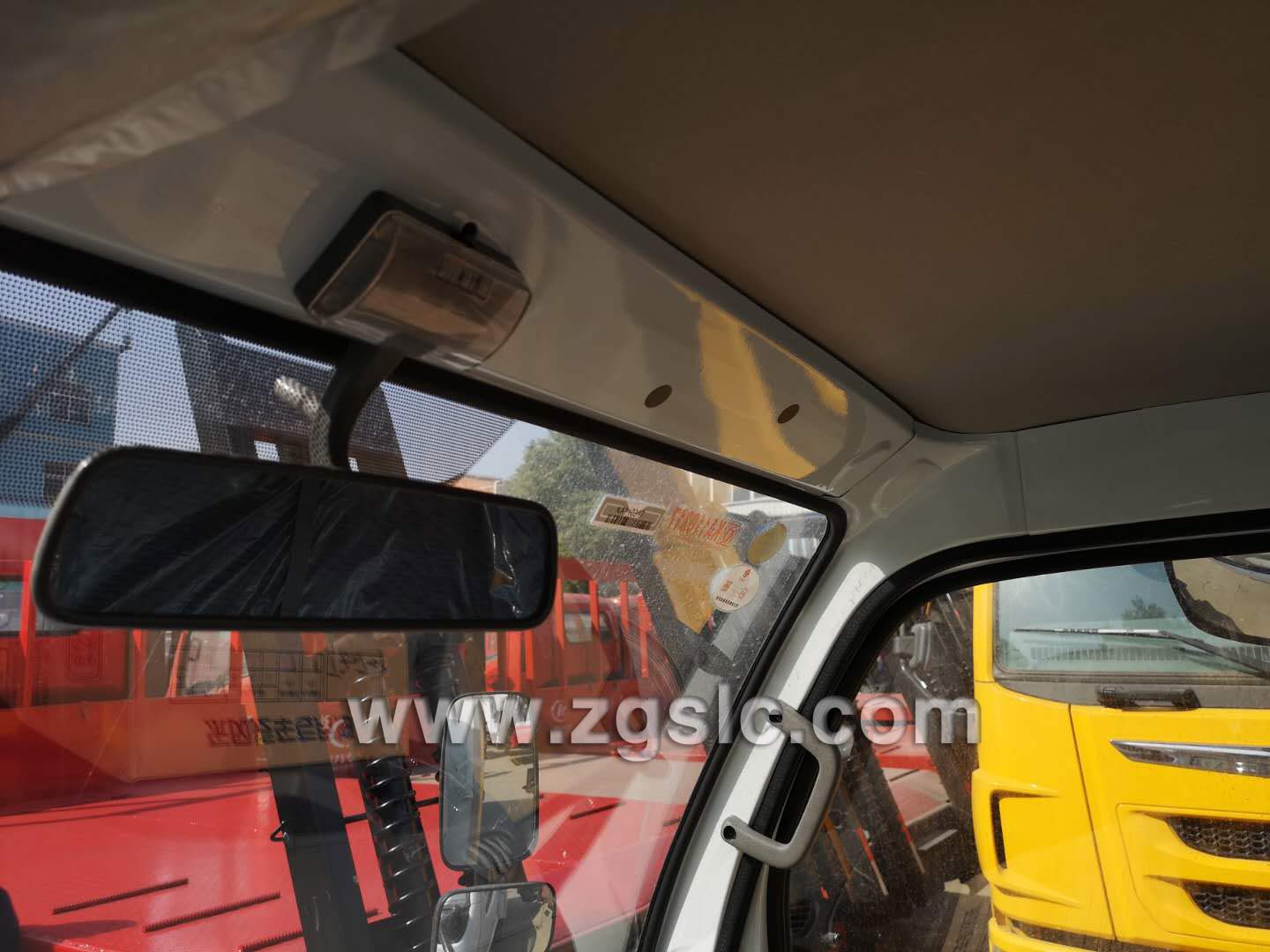 東風小多利卡爆破器材運輸車(國五)