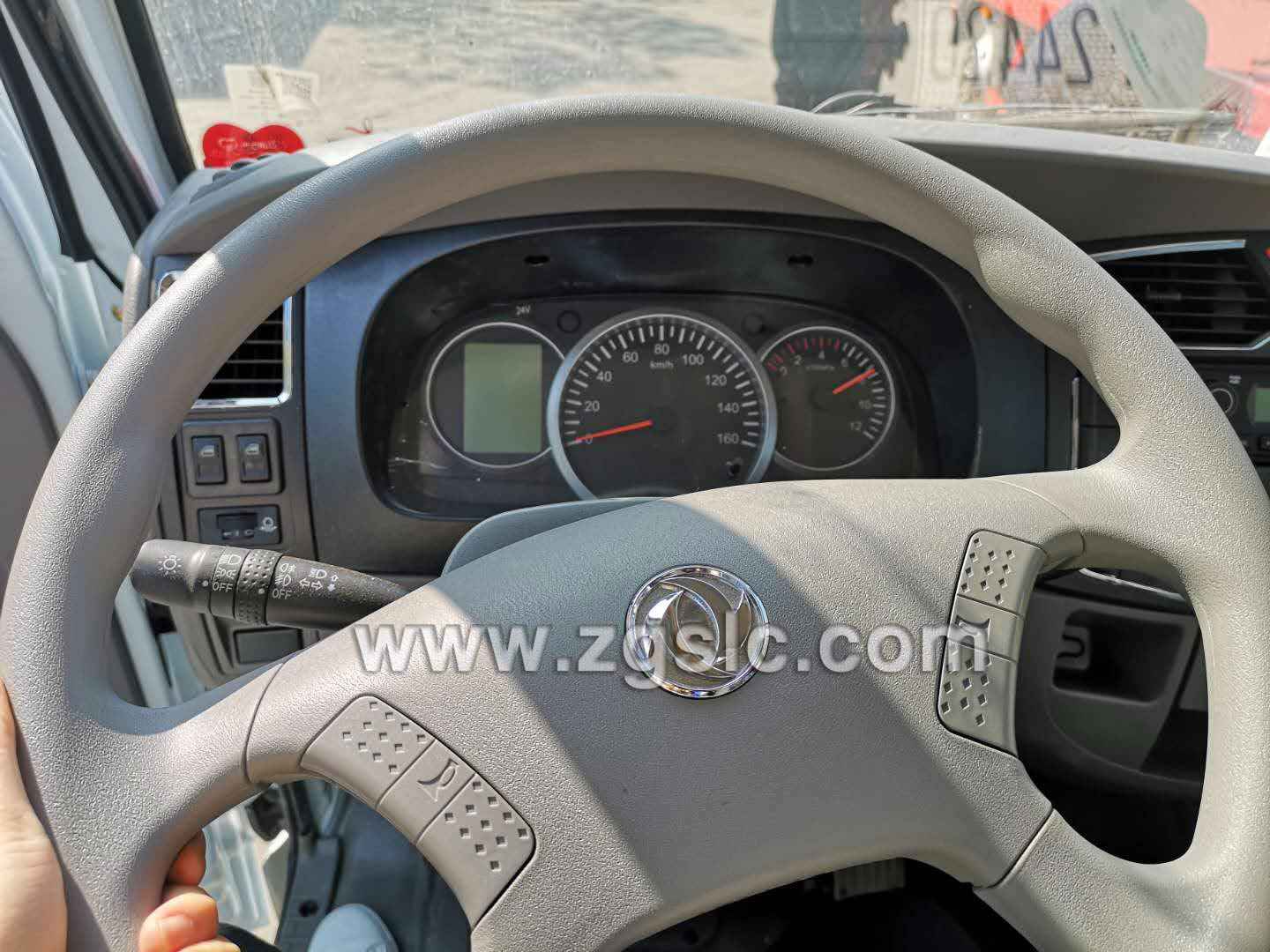 東風小多利卡爆破器材運輸車(國五)