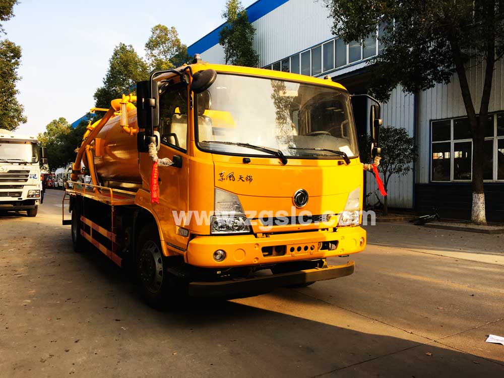 新款東風(fēng)天錦吸污車(國五)