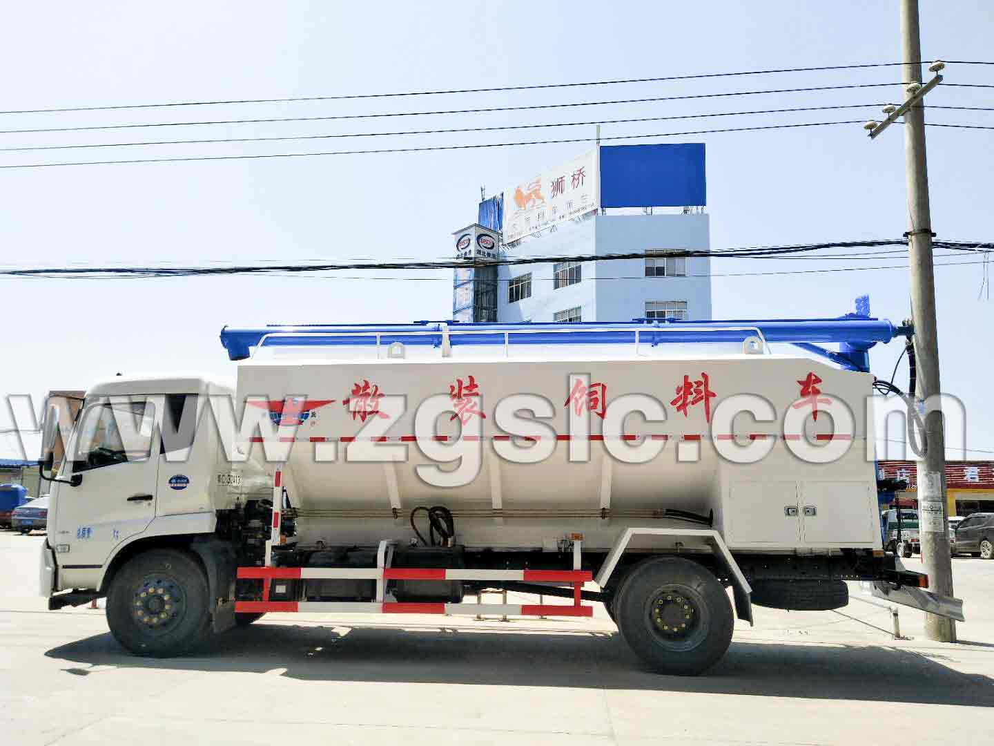 東風天錦散裝飼料車(國五)