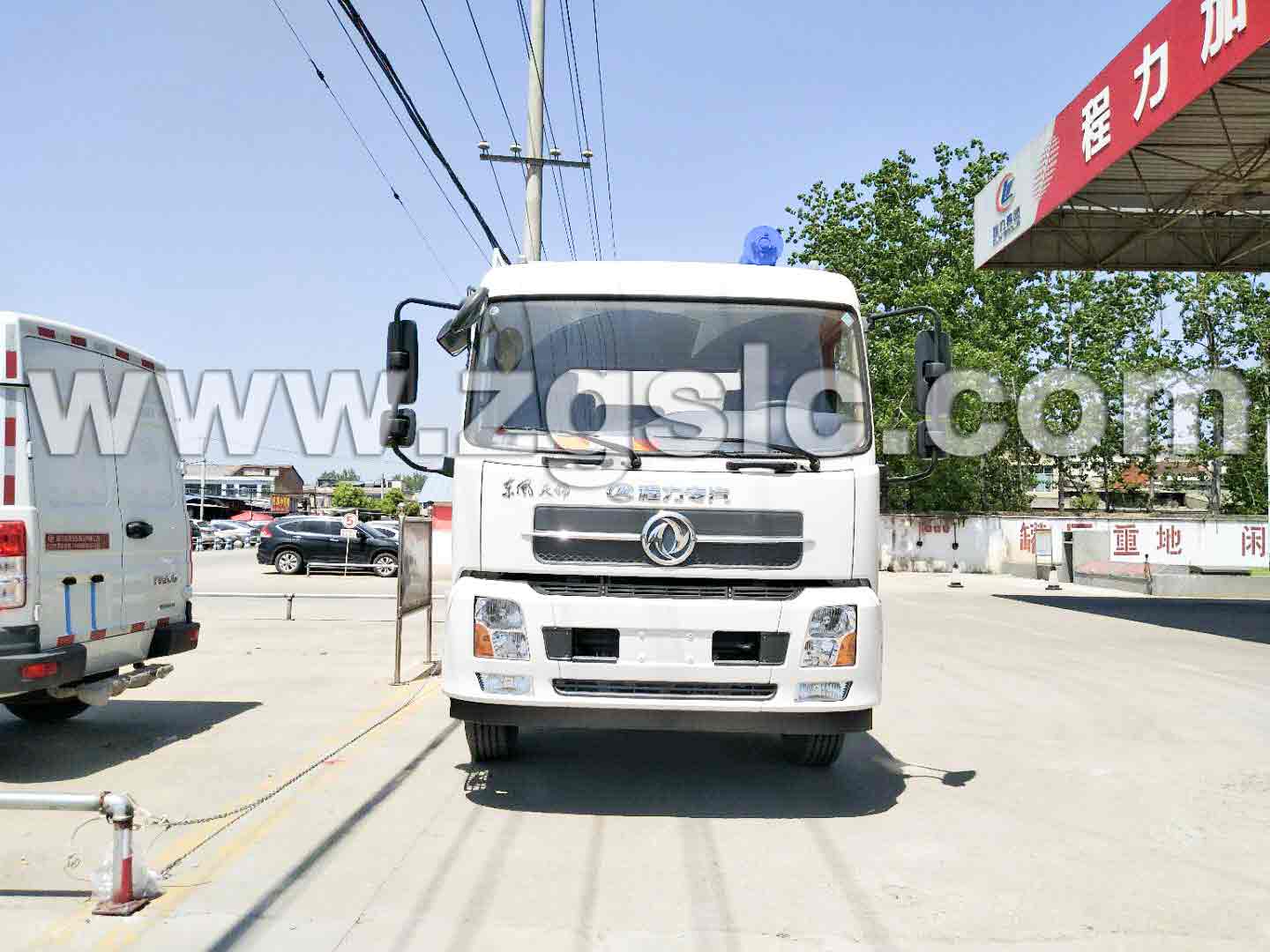 東風天錦散裝飼料車(國五)