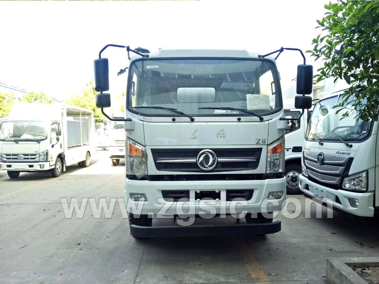 東風(fēng)Z16混凝土攪拌運輸車(國五)