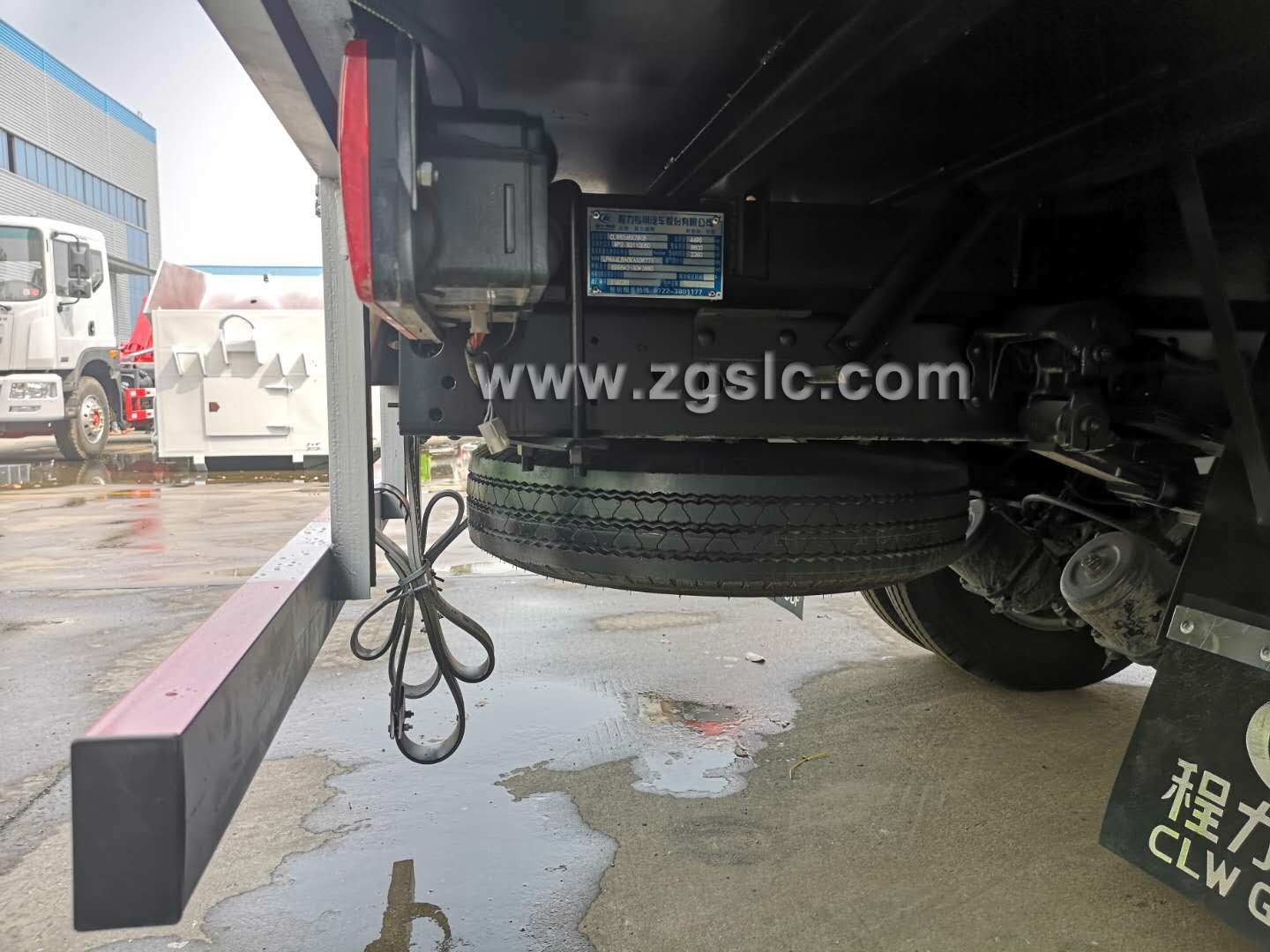 湖北程力解放虎威爆破器材運(yùn)輸車(國五)