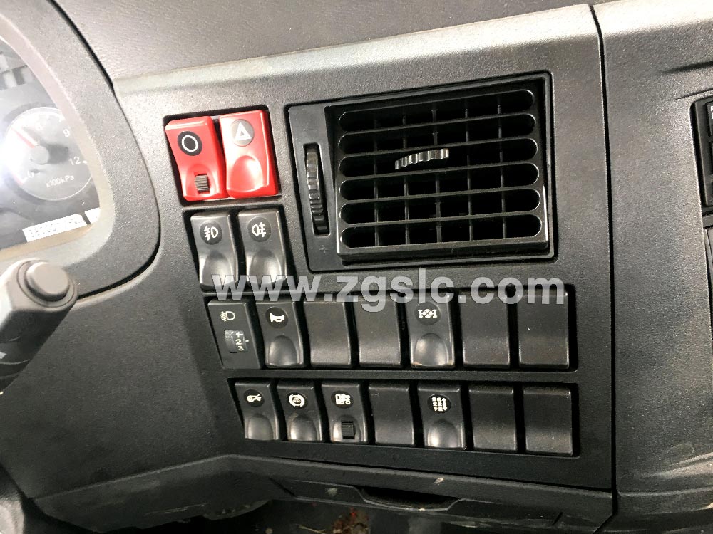 程力黃牌東風特商后八輪平板運輸車(國五)