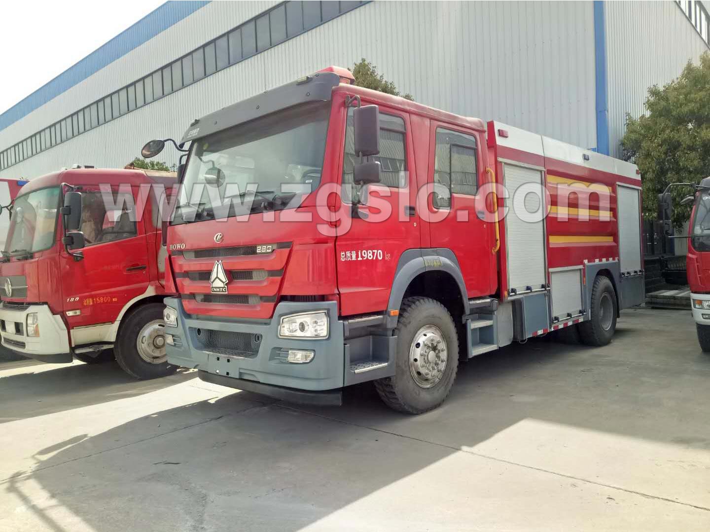 重汽豪沃干粉泡沫消防車(國五)