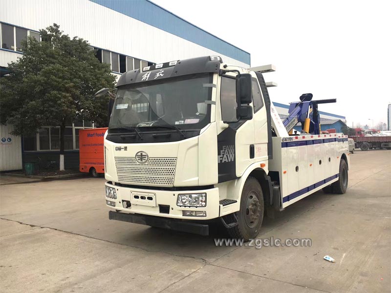 程力專用汽車股份有限公司大力神器--解放J6單橋拖吊聯體清障車