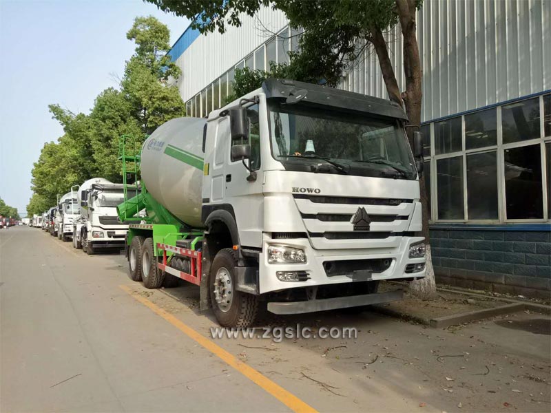 做工程哪能沒有混凝土攪拌車？湖北程力集團帶您全面了解攪拌車！