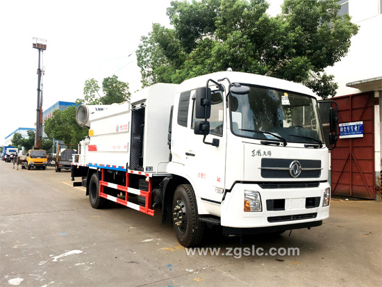湖北程力專用汽車有限公司東風天錦多功能抑塵車抑塵實力派！