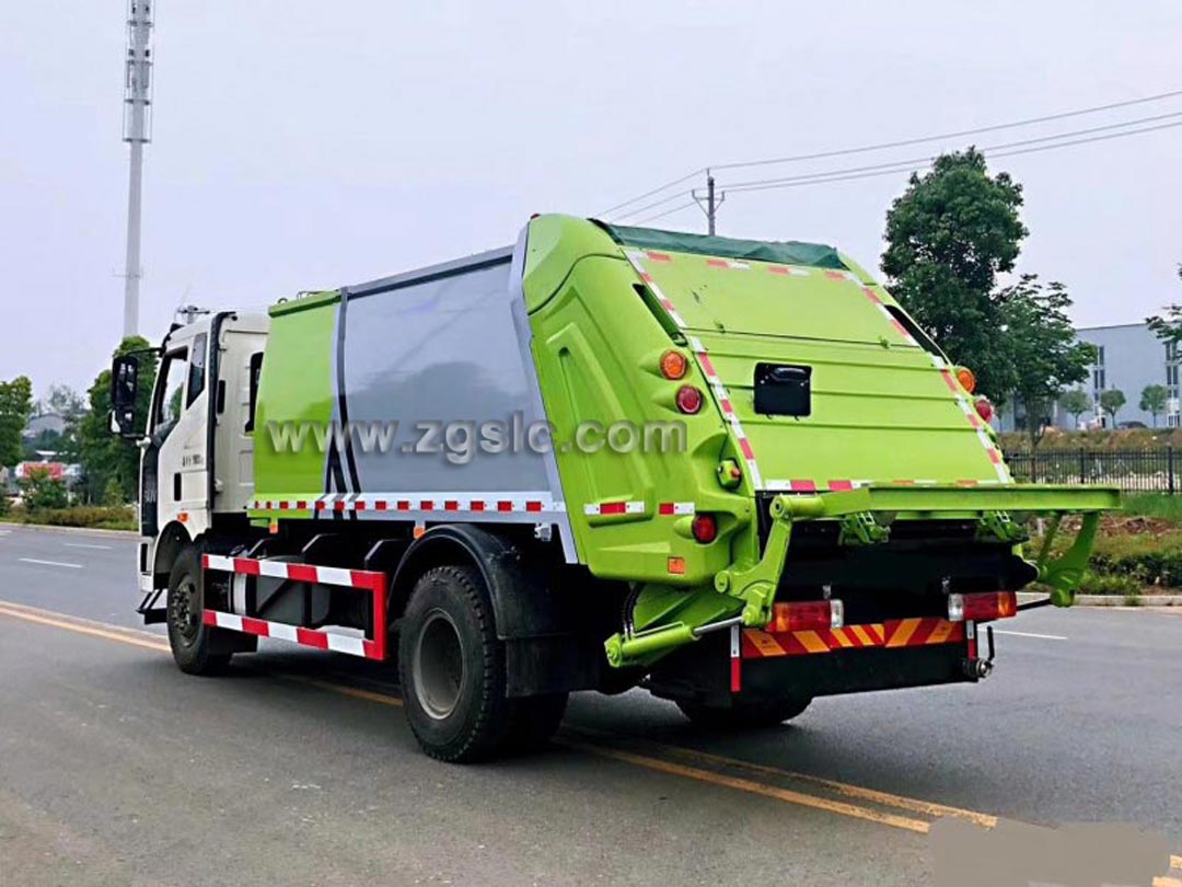 解放壓縮垃圾車跟東風(fēng)壓縮垃圾車,哪個(gè)好