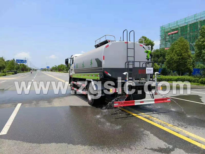 程力集團(tuán)福田瑞沃灑水車(chē)