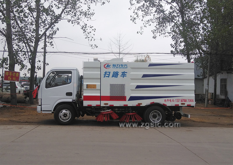 掃路車價格