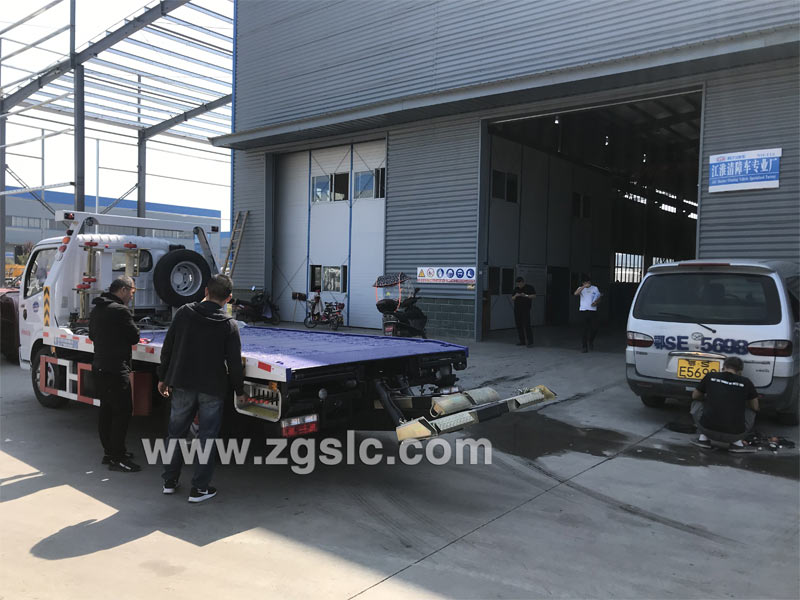 湖北程力東風多利卡清障車(國六)_東風多利卡清障車國六藍牌超重嗎