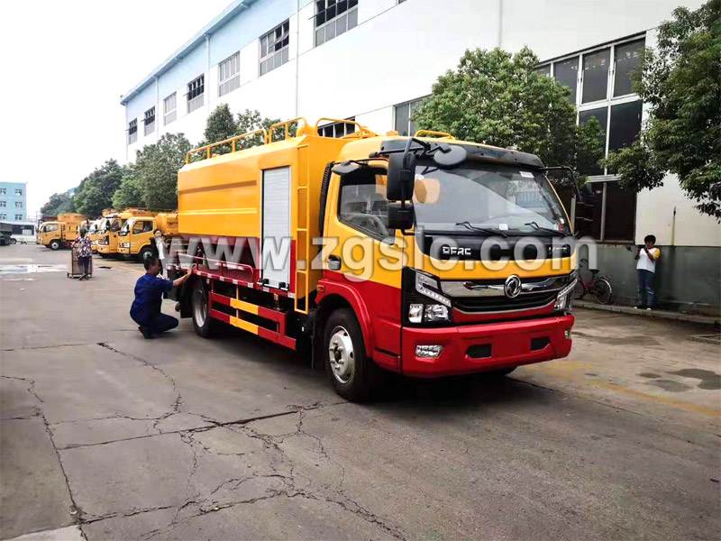 清洗吸污車價格