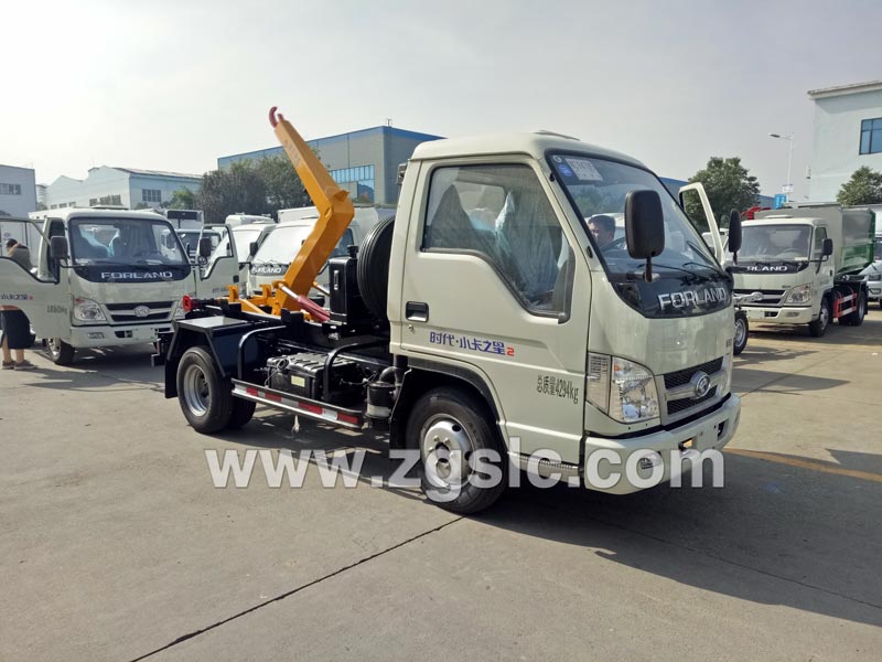 湖北程力集團(tuán)時(shí)代小卡之星勾臂垃圾車