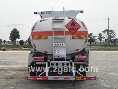 程力集團(tuán)東風(fēng)大多利卡8方加油車(國六)