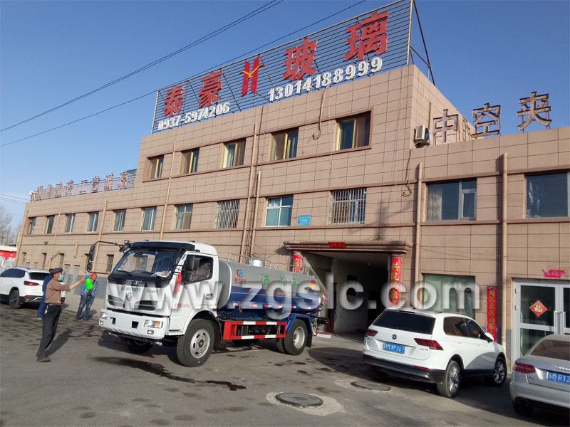 程力集團多功能綠化灑水車.jpg